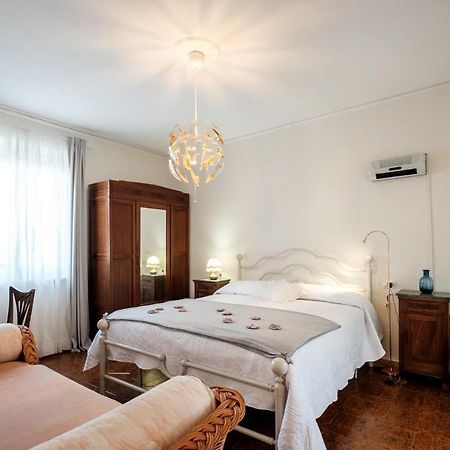Апартаменты Casa Della Cocca Фучеккьо Экстерьер фото